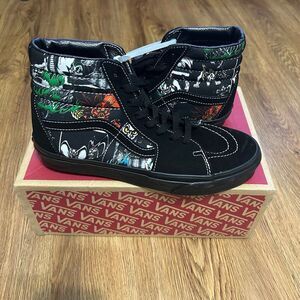 VANS sk8-hi top villains Disney black suede lace up shoes sneakers women's 8.5